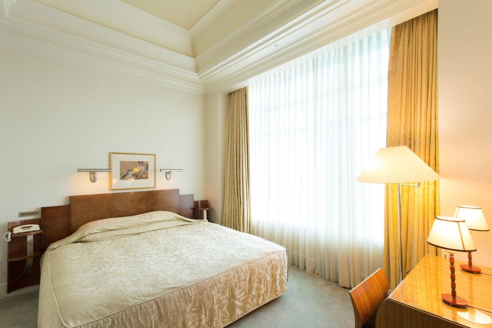 Hotel The Manhattan 千葉市 エクステリア 写真