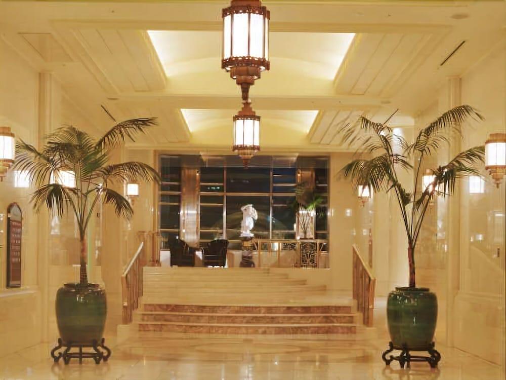 Hotel The Manhattan 千葉市 エクステリア 写真