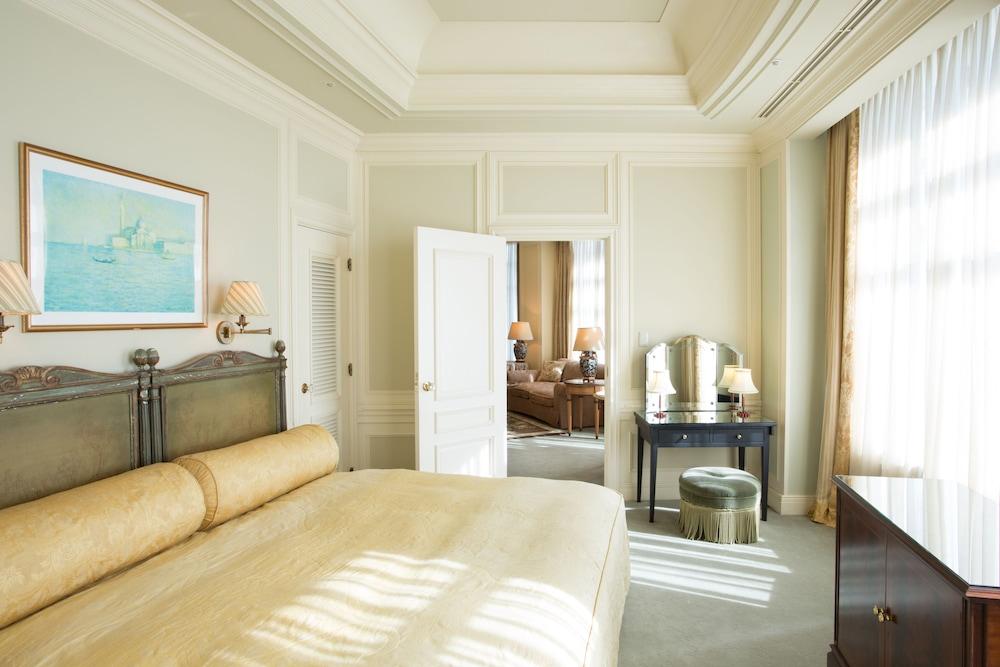 Hotel The Manhattan 千葉市 エクステリア 写真